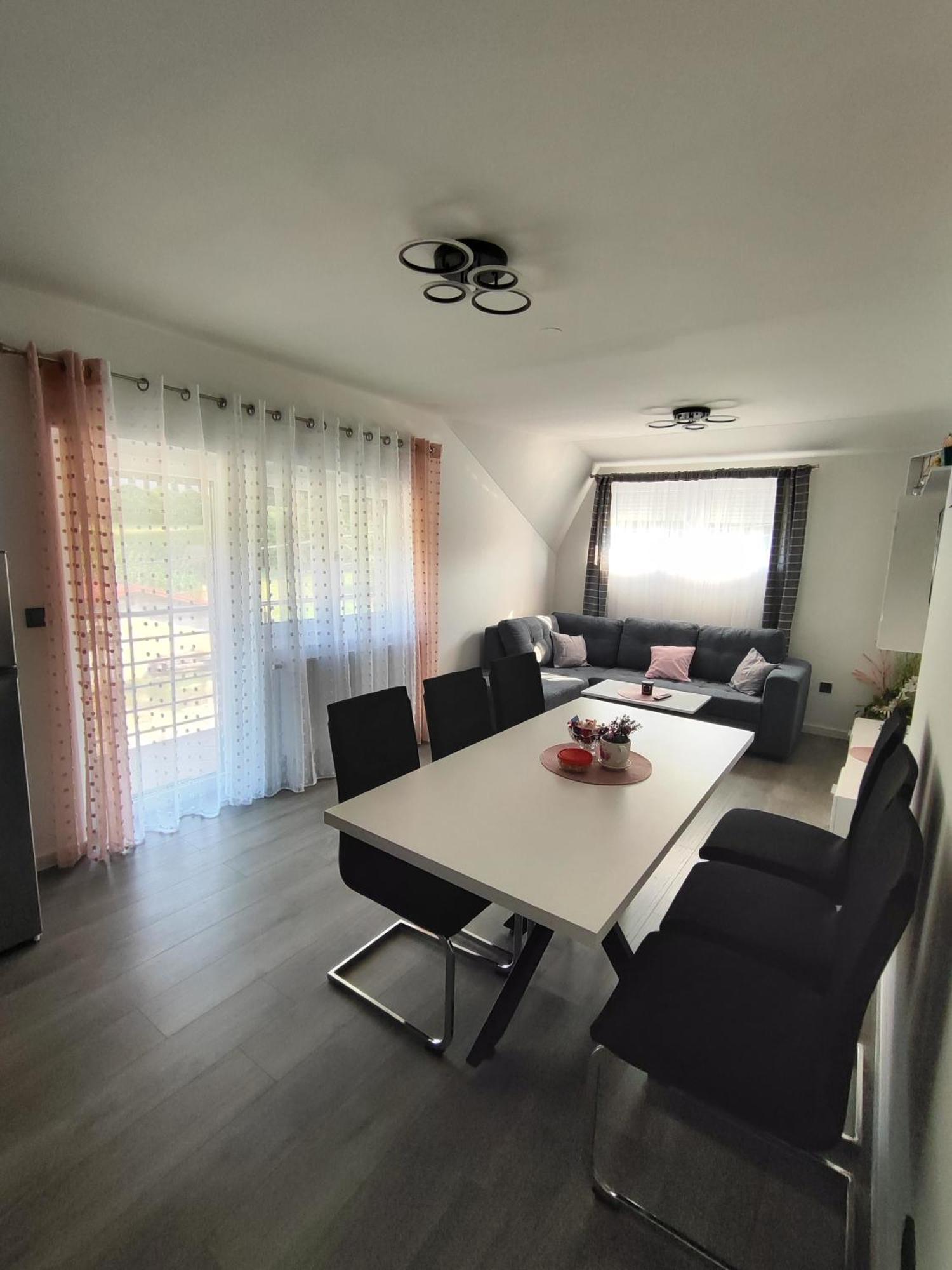 Apartmán Happy Moments 1 Gornje Jesenje Exteriér fotografie