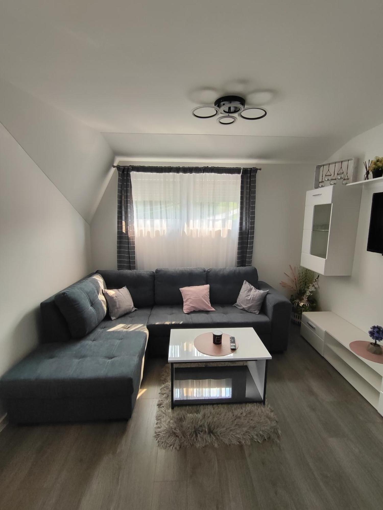 Apartmán Happy Moments 1 Gornje Jesenje Exteriér fotografie